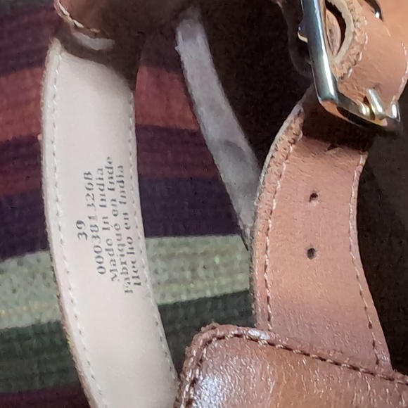 FREE PEOPLE* Brady shoe bootie ankle boot leather block heel buckle detail sz 39 - Picture 17 of 17